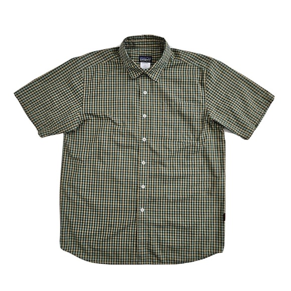 Patagonia (Mens Medium) Fezzman Plaid Short Sleeve Button Front Camp Shirt 53960 - Picture 1 of 6